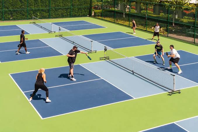 The Ultimate Beginner’s Guide to Pickleball: Rules, Strategy, and Quick Startup